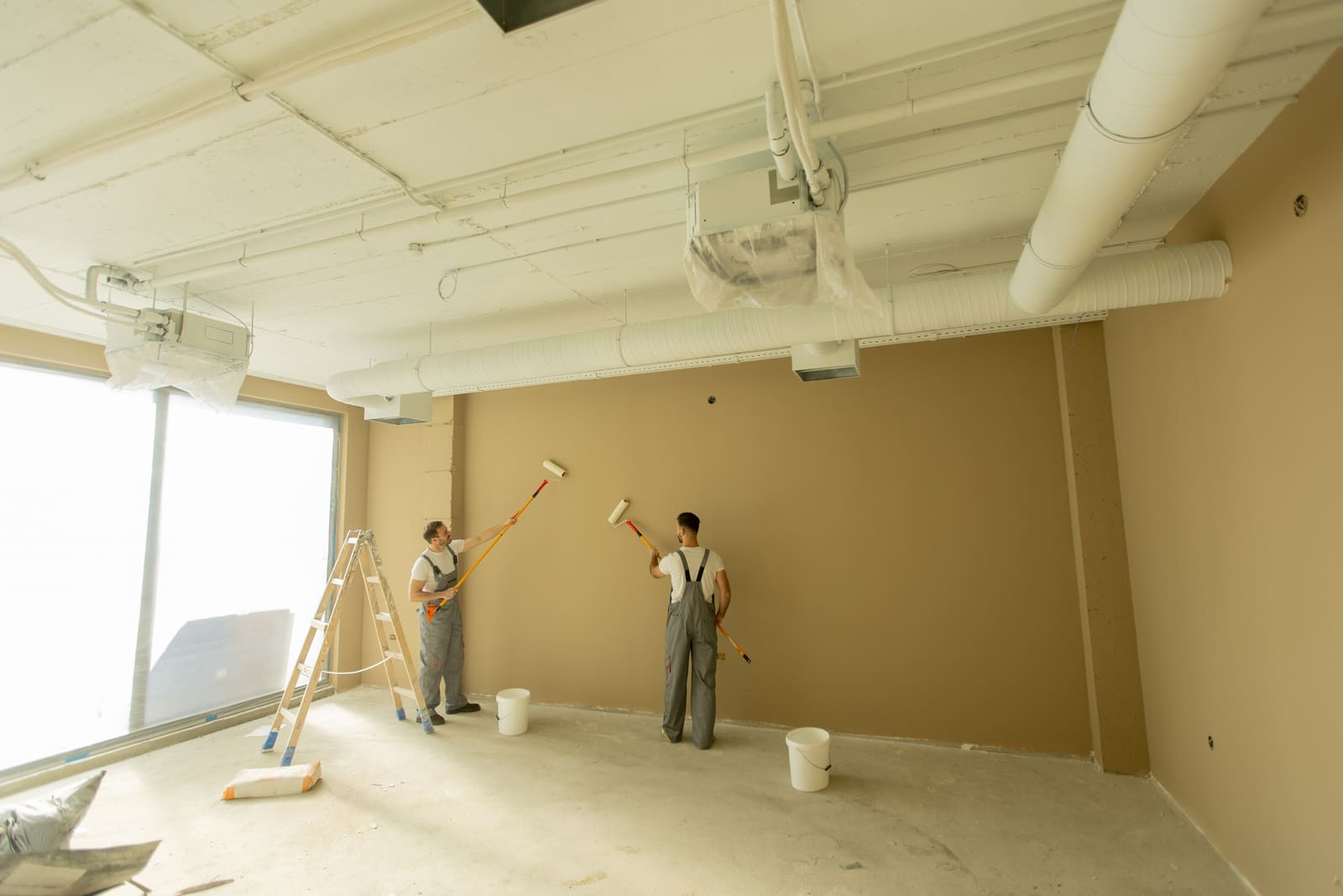Interior vs. Exterior Paint: Key Differences Every Homeowner Should Know